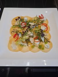 carpaccio biet met geitenkaas